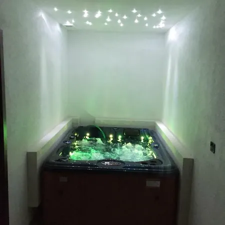 Sirava Apartman S Jacuzzi * Kaluža