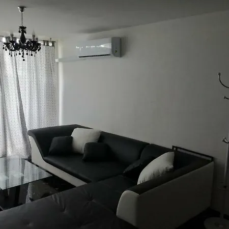 Sirava Apartman S Jacuzzi Appartamento Kaluža